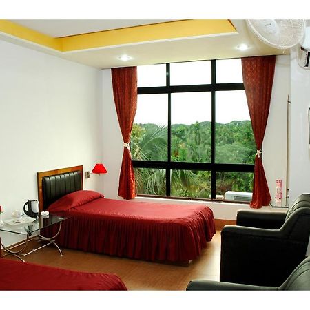Hotel Dooars Mountain Alipur Duar Kültér fotó