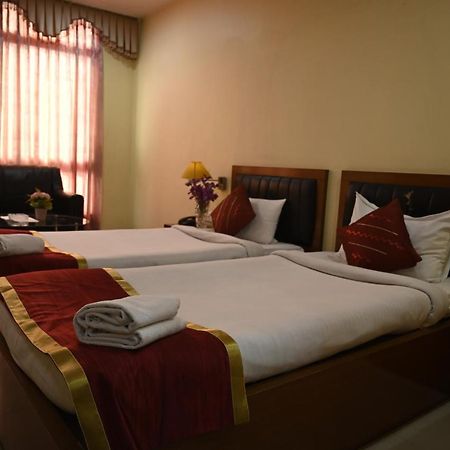 Hotel Dooars Mountain Alipur Duar Kültér fotó
