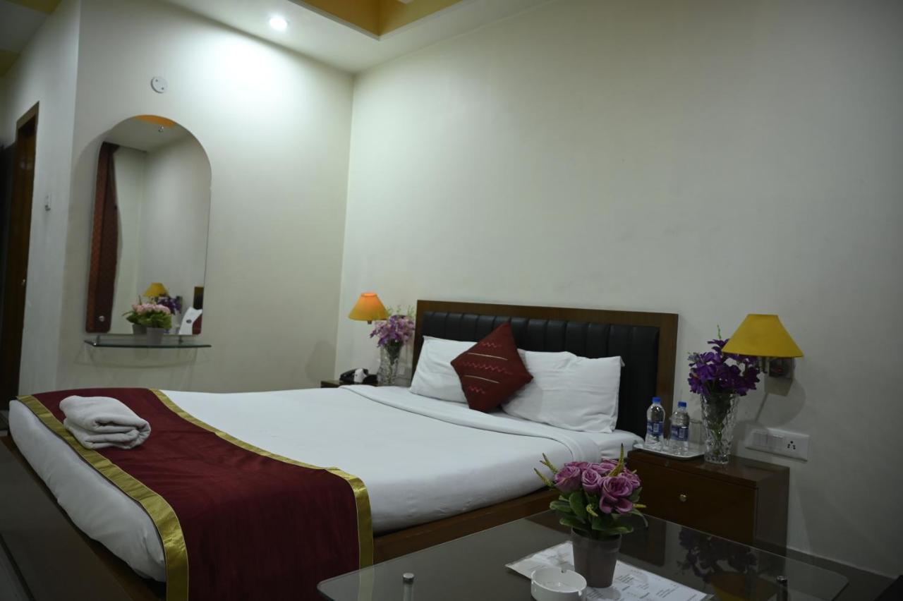 Hotel Dooars Mountain Alipur Duar Kültér fotó