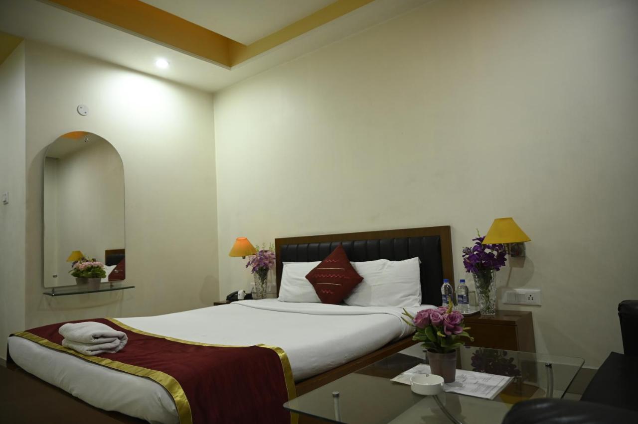 Hotel Dooars Mountain Alipur Duar Kültér fotó