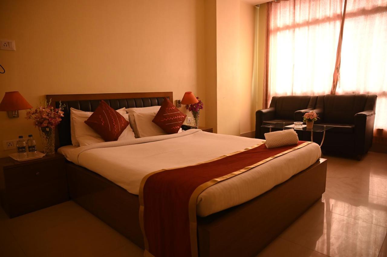 Hotel Dooars Mountain Alipur Duar Kültér fotó