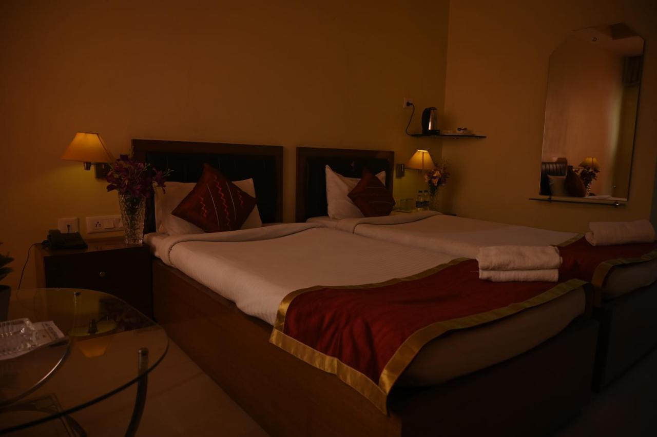 Hotel Dooars Mountain Alipur Duar Kültér fotó