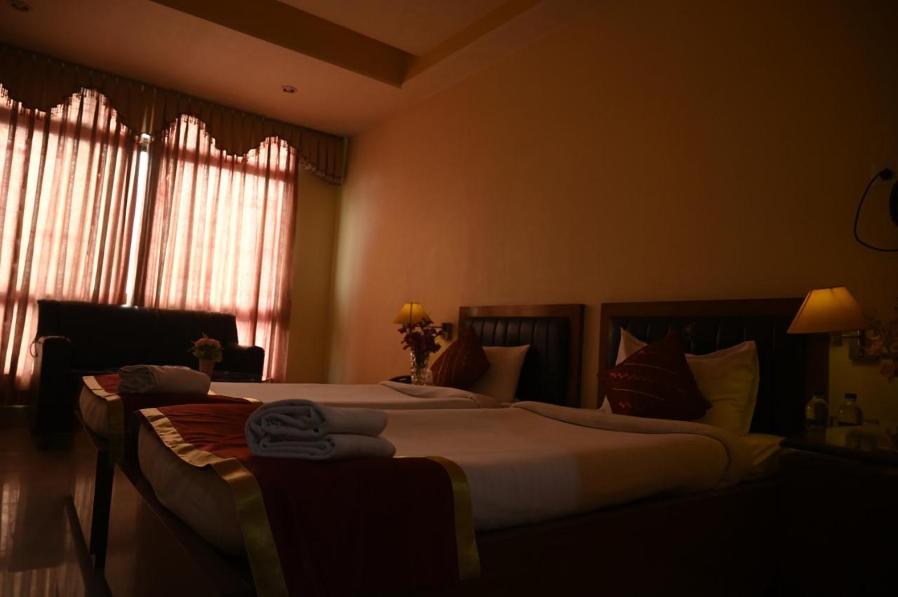 Hotel Dooars Mountain Alipur Duar Kültér fotó